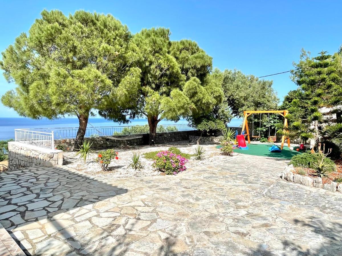 Villa Meganisi Agios Nikolaos  Exteriér fotografie